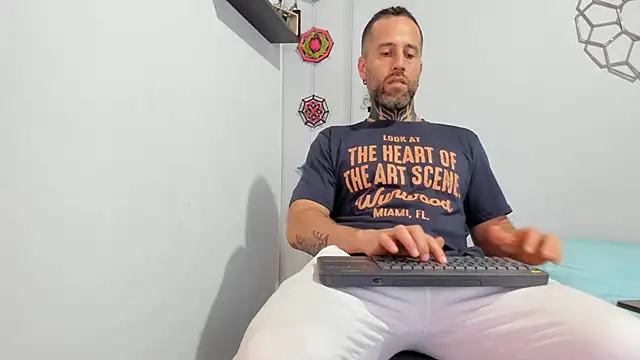 Antoniohot2024 online show from 03.06.25