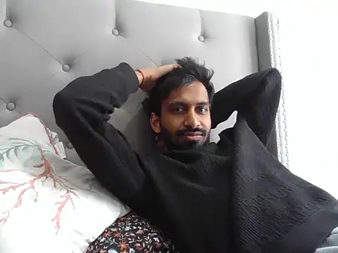 skinny  boy   online show from 02.10.26