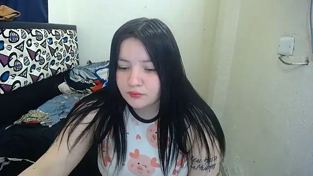 Snapshot of shopyymessyy chatting on 07.25.26 shopyymessyy online show from 07.25.26