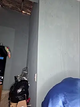 luuhcat09 online show from 12.16.25