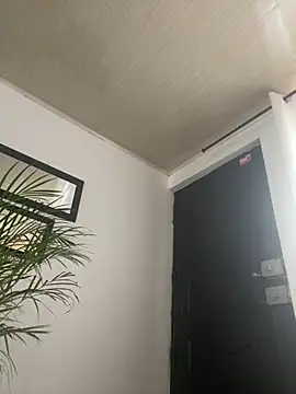 Abigail Cowen online show from 02.01.25