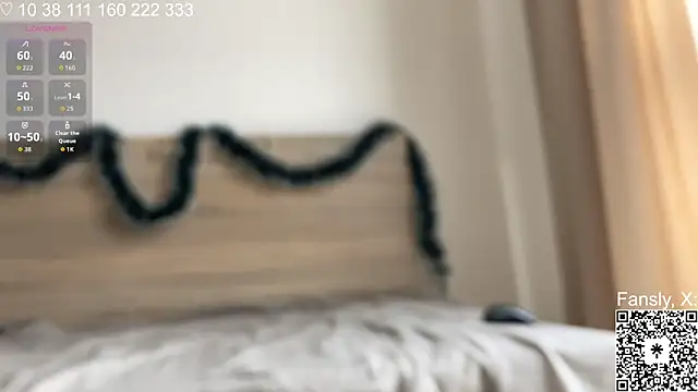 Snapshot of curlyboyy_ chatting on 02.11.26 curlyboyy online show from 02.11.26