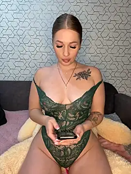 Tatti-Go online show from 11.22.25