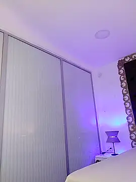 Adel Nesbiit online show from 02.21.26