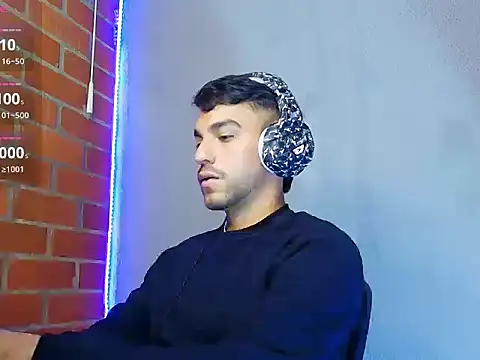 Leandro valenzuela online show from 10.14.25