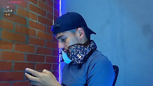 Leandro valenzuela online show from 11.28.25