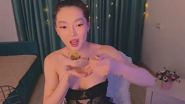 AudreyMell online show from 02.05.25