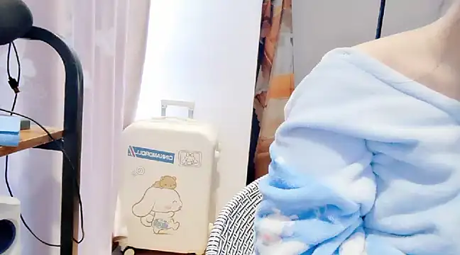 Snapshot of arena1357 chatting on 03.23.25 arena1357 online show from 03.23.25