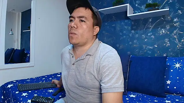 Snapshot of Jhonatan_Morales_S chatting on 12.06.24 Jhonatan Morales S online show from 12.06.24