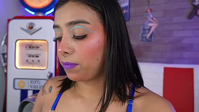 miss collins online show from 02.11.26