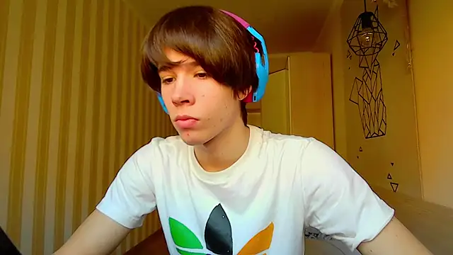 Snapshot of gayGamogey chatting on 03.07.25 gayGamogey online show from 03.07.25