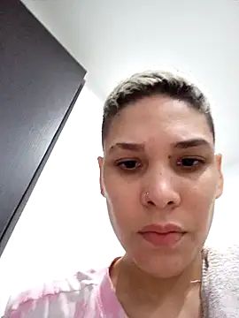 Snapshot of Charlee_pink chatting on 12.14.24 Charlee pink online show from 12.14.24