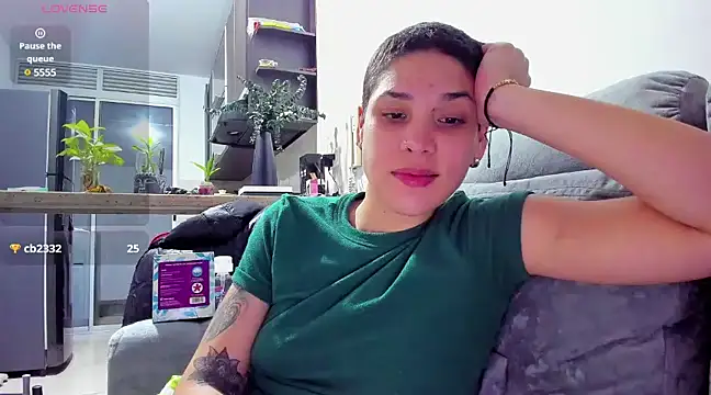 Snapshot of Charlee_pink chatting on 02.16.25 Charlee pink online show from 02.16.25