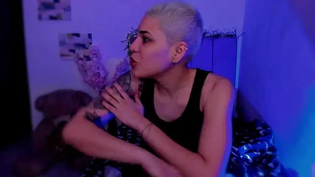 Charlee pink online show from 02.20.26