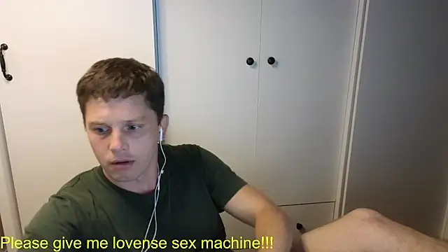 Snapshot of BigL0ve chatting on 07.06.26 BigL0ve online show from 07.06.26