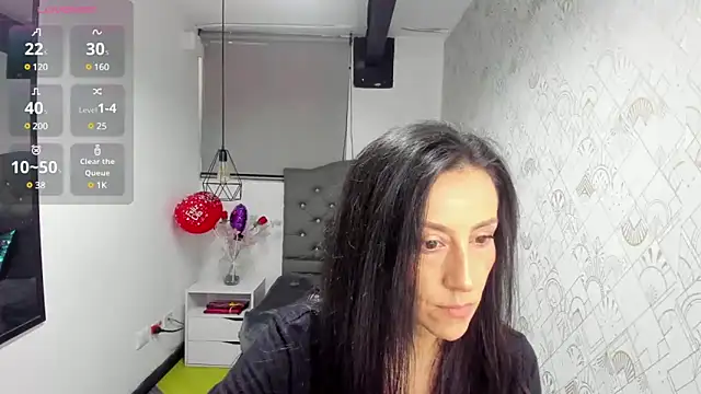 Snapshot of Abrillee1 chatting on 03.07.25 Abrillee1 online show from 03.07.25