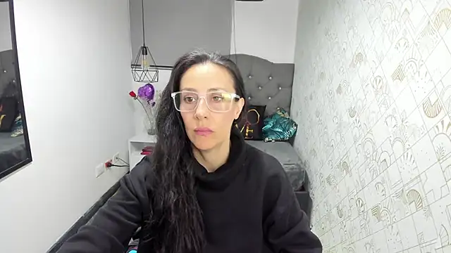 Snapshot of Abrillee1 chatting on 03.23.25 Abrillee1 online show from 03.23.25