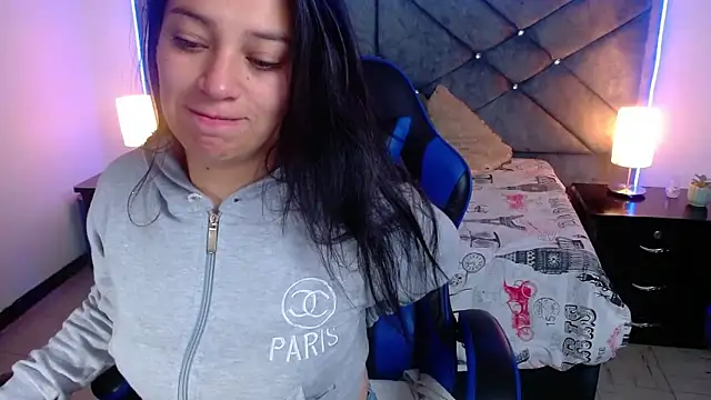 Julietacollins06 online show from 12.04.25