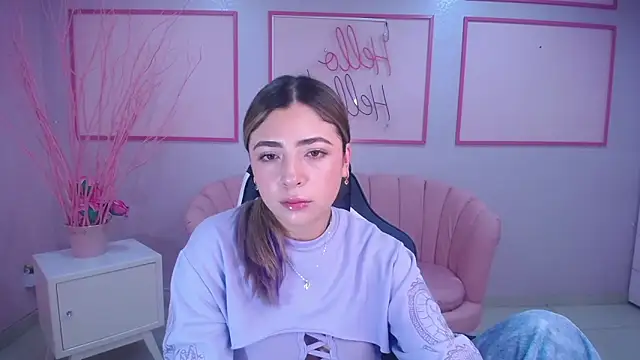 Snapshot of channel_blonde_a chatting on 01.09.25 channel blonde a online show from 01.09.25