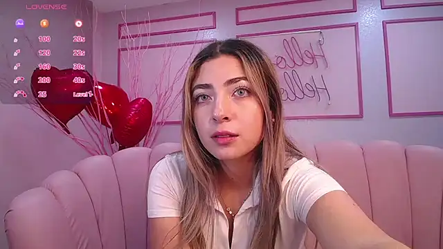 Snapshot of channel_blonde_a chatting on 02.13.25 channel blonde a online show from 02.13.25