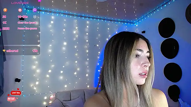 Snapshot of channel_blonde_a chatting on 03.05.25 channel blonde a online show from 03.05.25