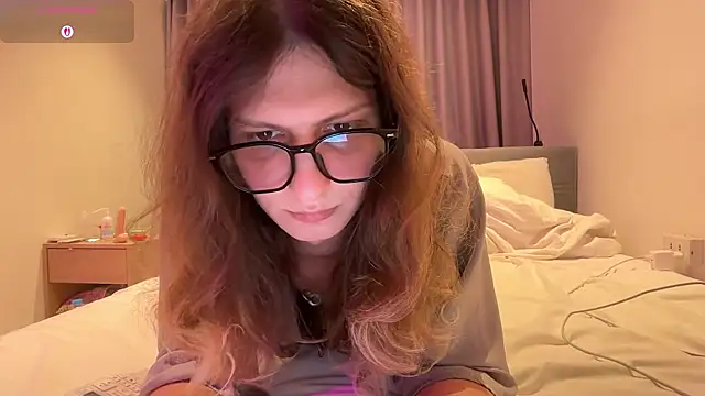 Alice Pinkhead online show from 07.09.26
