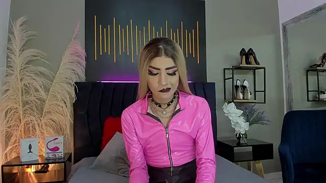 Snapshot of BrianaSchafer chatting on 02.17.25 BrianaSchafer online show from 02.17.25