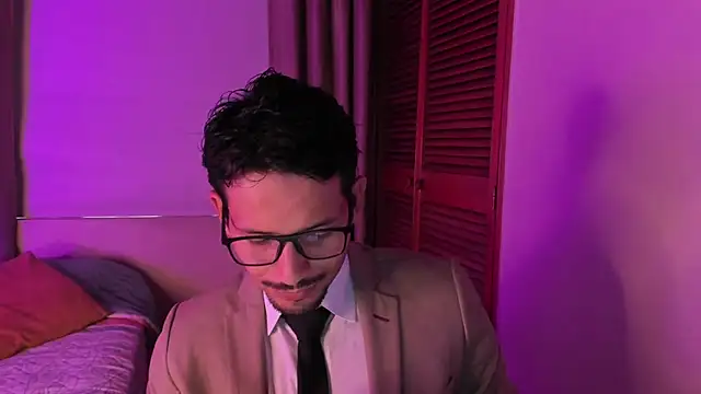 Nicholasrodrii online show from 02.18.26