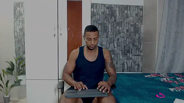 Snapshot of Joseephjackson chatting on 02.01.25 Joseephjackson online show from 02.01.25