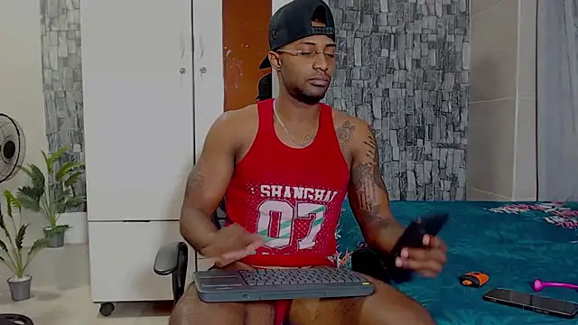 Snapshot of Joseephjackson chatting on 02.01.25 Joseephjackson online show from 02.01.25