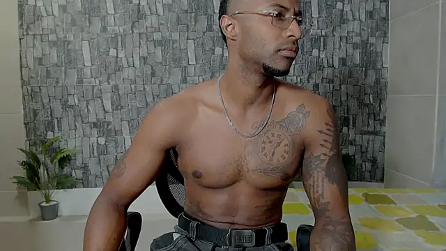 Snapshot of Joseephjackson chatting on 02.11.25 Joseephjackson online show from 02.11.25