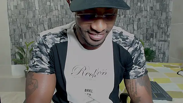 Snapshot of Joseephjackson chatting on 02.12.25 Joseephjackson online show from 02.12.25