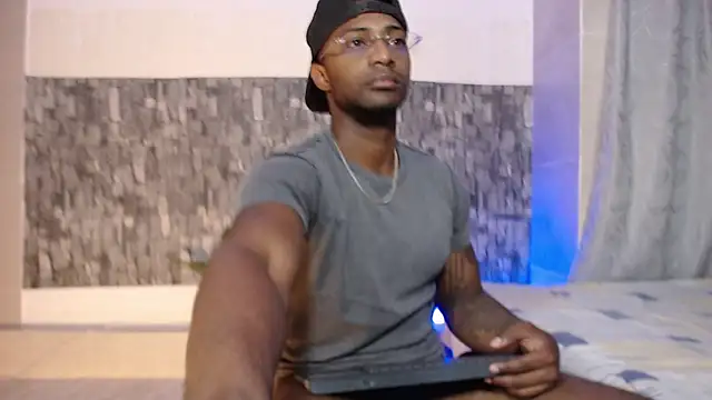 Snapshot of Joseephjackson chatting on 09.18.25 Joseephjackson online show from 09.18.25