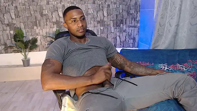 Snapshot of Joseephjackson chatting on 09.30.25 Joseephjackson online show from 09.30.25