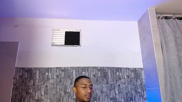 Snapshot of Joseephjackson chatting on 10.04.25 Joseephjackson online show from 10.04.25