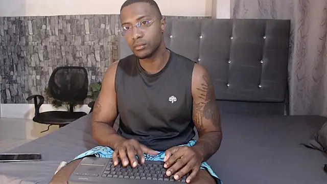 Snapshot of Joseephjackson chatting on 06.19.26 Joseephjackson online show from 06.19.26