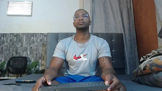 Snapshot of Joseephjackson chatting on 07.03.26 Joseephjackson online show from 07.03.26