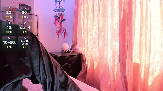 brianaGuzman online show from 11.08.25