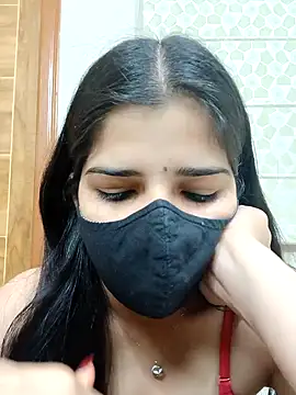 aaliya bhattt online show from 02.12.25