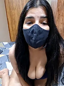 Snapshot of aaliya_bhattt chatting on 07.29.26 aaliya bhattt online show from 07.29.26