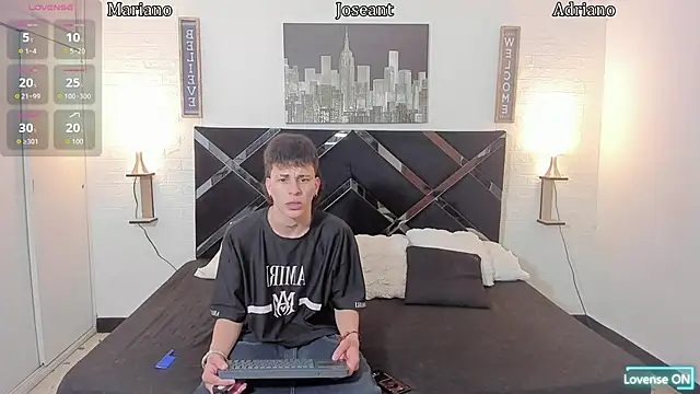 nakedfoam1 online show from 09.20.25