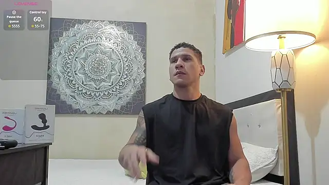 nakedfoam1 online show from 11.05.25