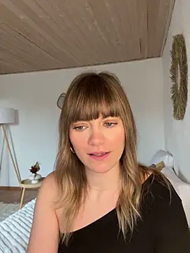 Snapshot of Milla__one chatting on 01.30.25 Milla  one online show from 01.30.25