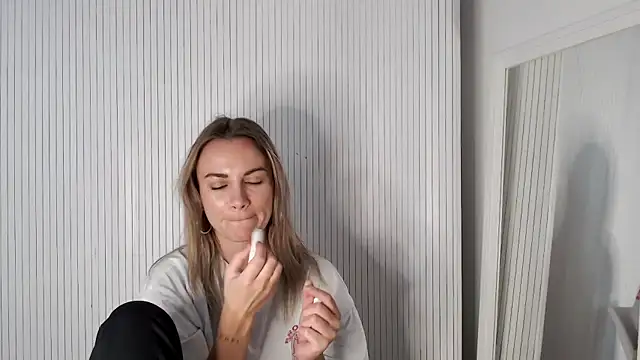 Milla  one online show from 11.12.25