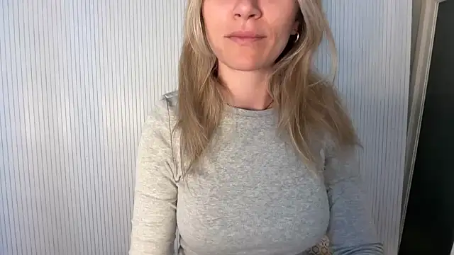 Milla  one online show from 04.10.26