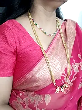 Deepthi Mysore online show from 02.18.25