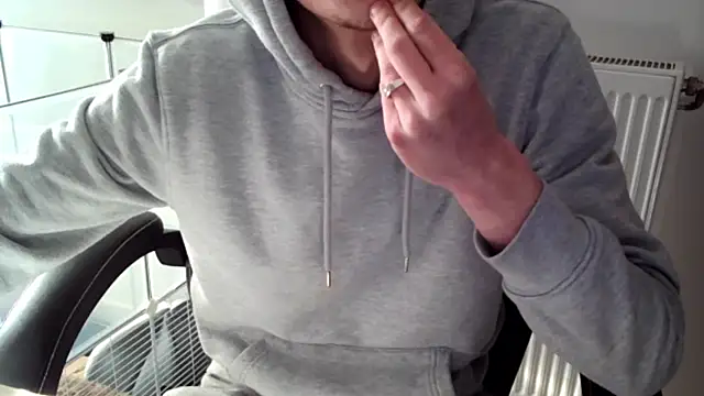 ElViko11 online show from 02.14.25