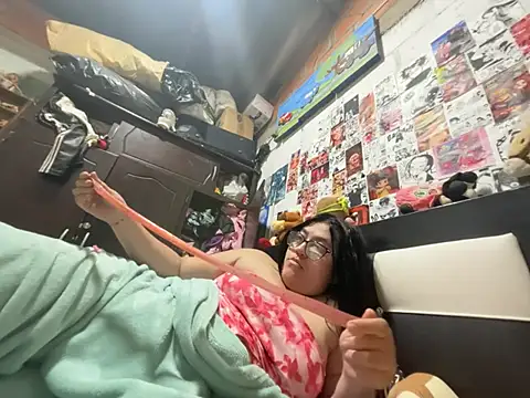 dafne19  online show from 04.04.26