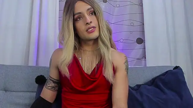 Snapshot of LukaCastillo chatting on 03.18.25 LukaCastillo online show from 03.18.25