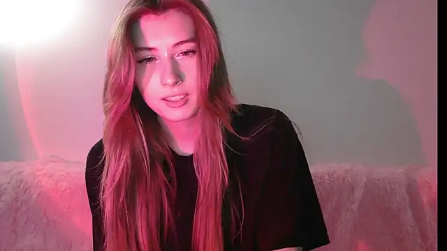 ErikaShyy online show from 12.30.24
